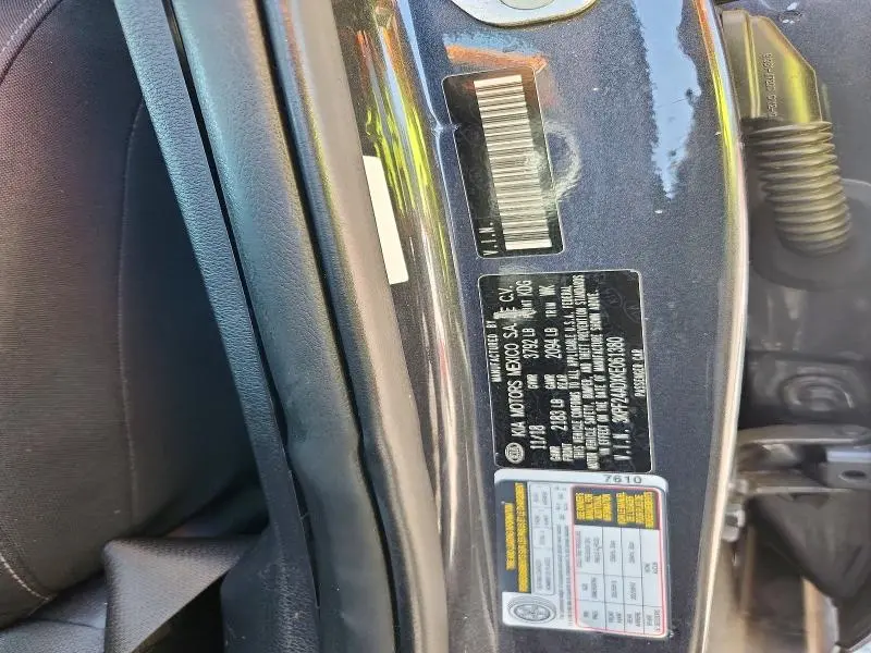 2019 KIA FORTE LXS  
