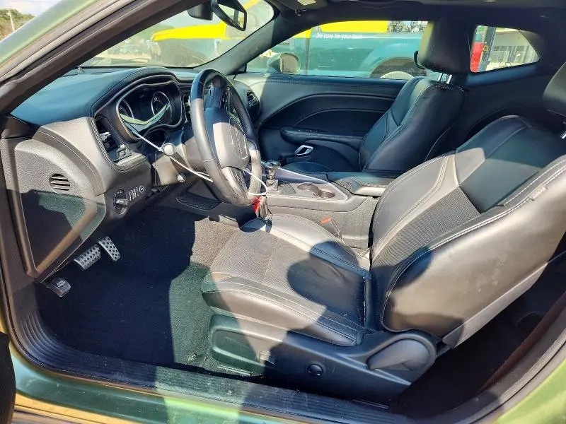 2022 DODGE CHALLENGER SXT  