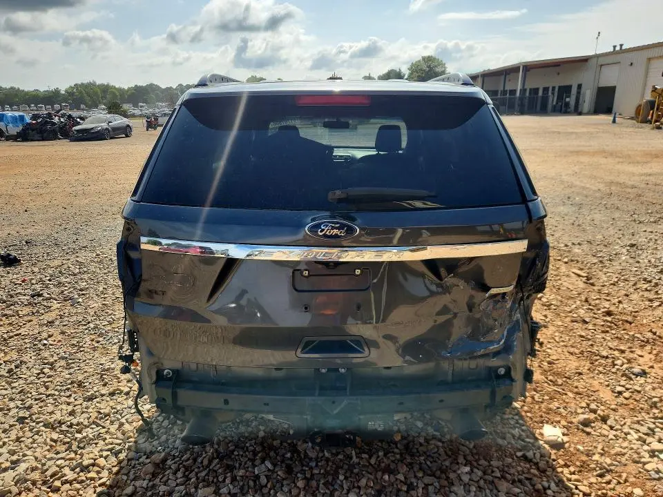2019 FORD EXPLORER XLT  