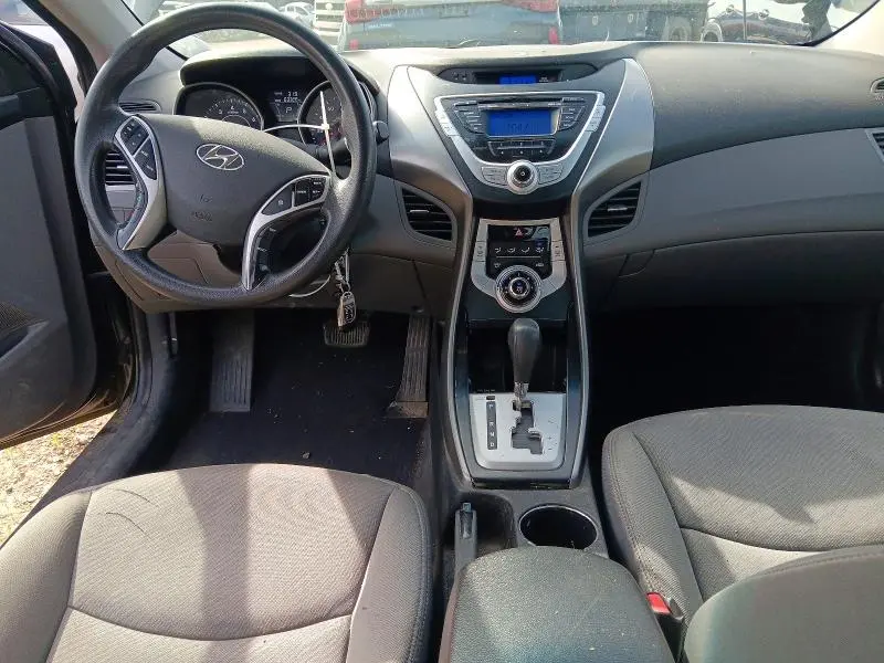 2011 HYUNDAI ELANTRA GLS  