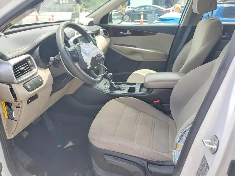 2018 KIA SORENTO LX  