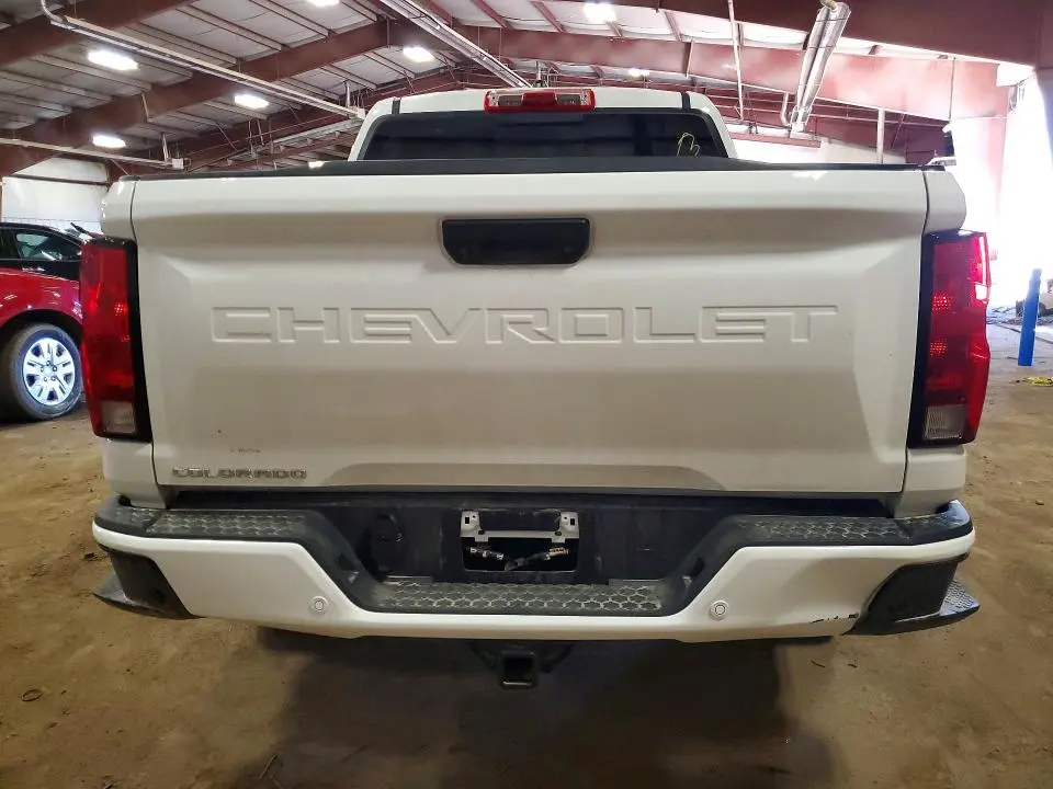 2025 CHEVROLET COLORADO LT  