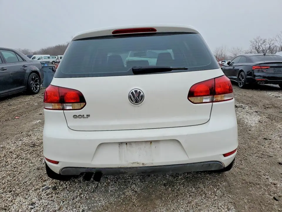 2010 VOLKSWAGEN GOLF   