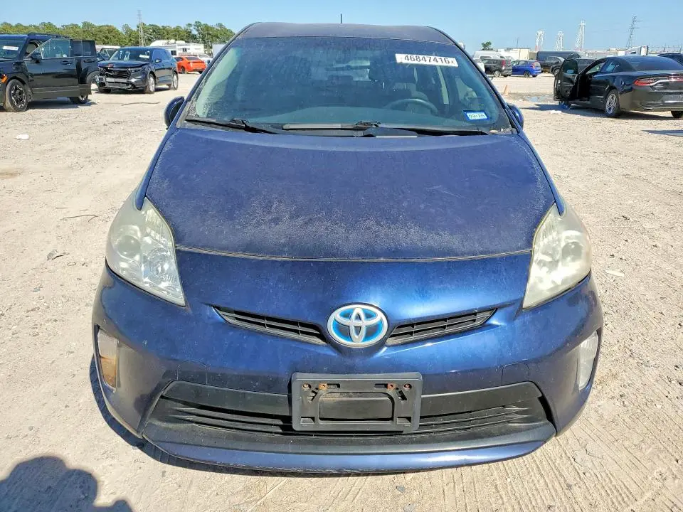 2013 TOYOTA PRIUS TWO  