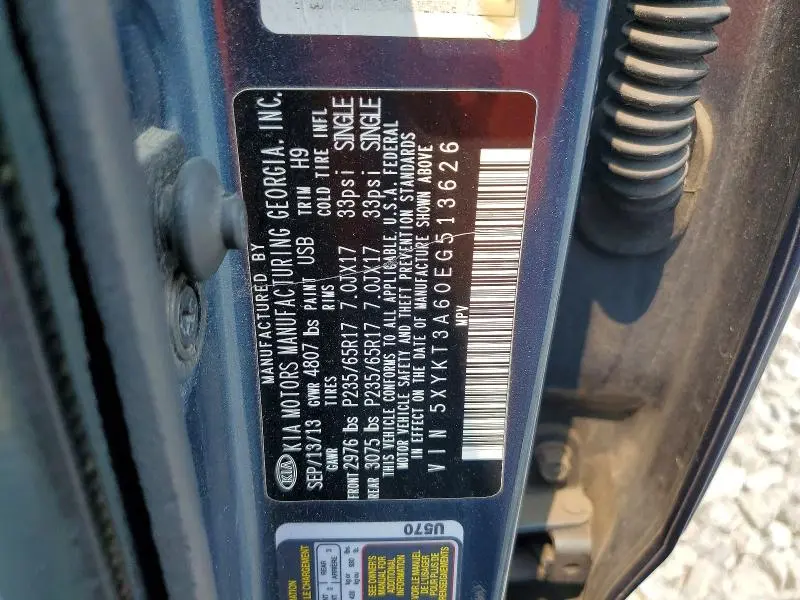 2014 KIA SORENTO LX  