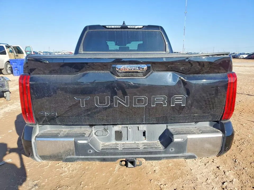 2022 TOYOTA TUNDRA CREWMAX LIMITED  