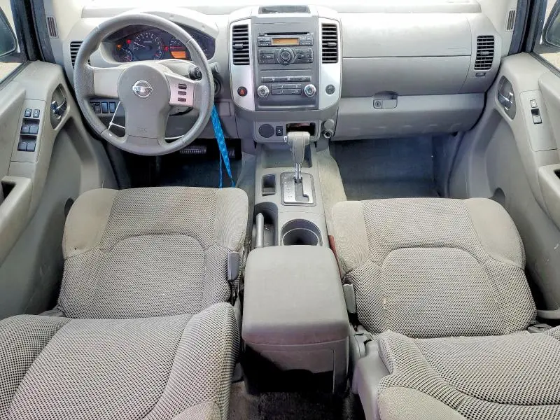 2012 NISSAN FRONTIER S  
