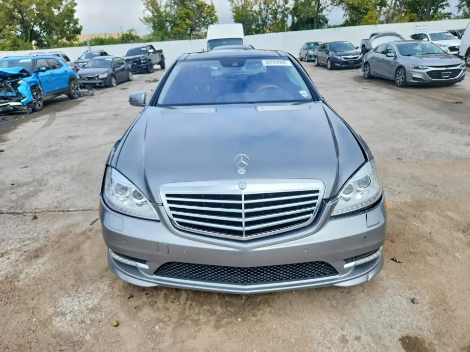 2012 MERCEDES-BENZ S 550  