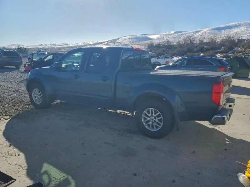 2017 NISSAN FRONTIER SV  