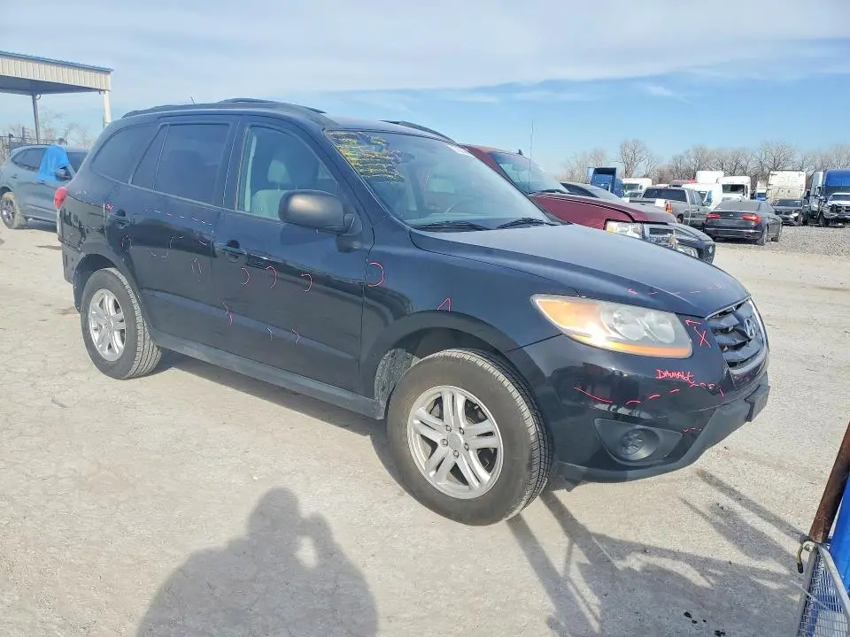 2011 HYUNDAI SANTA FE GLS  