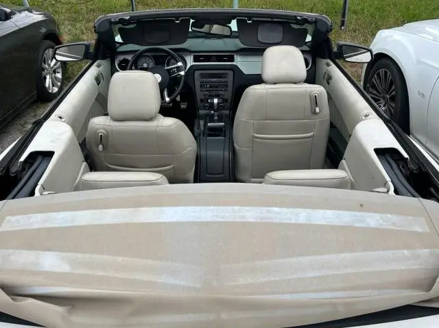 2010 FORD MUSTANG   