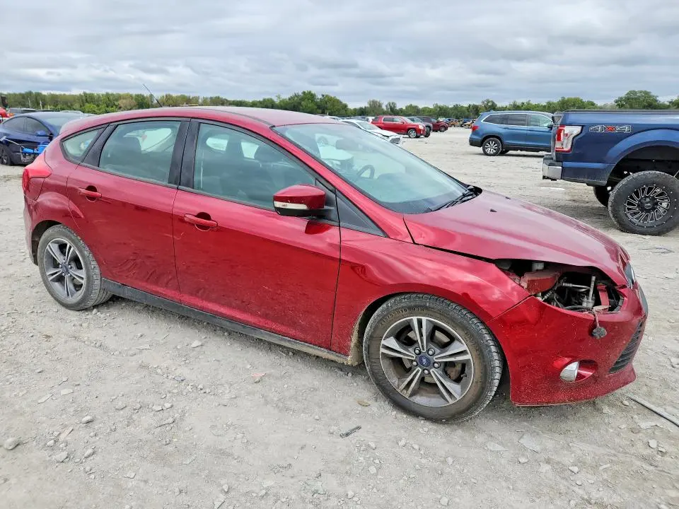 2014 FORD FOCUS SE  