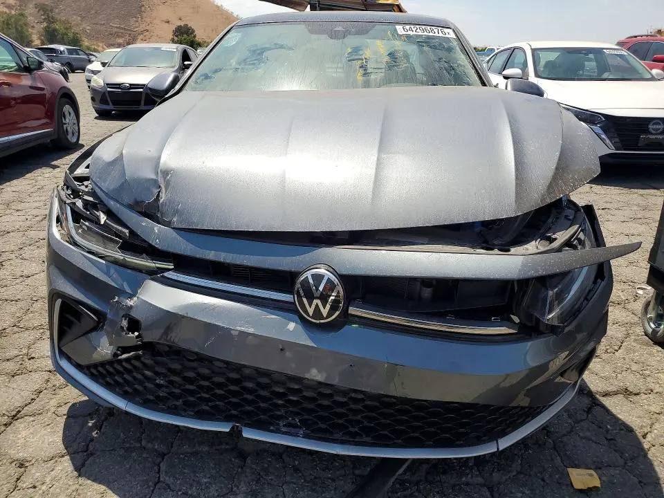 2025 VOLKSWAGEN JETTA SE  