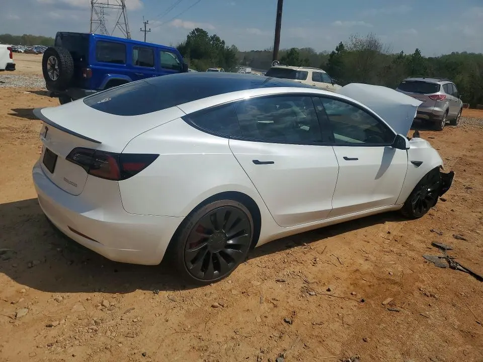 2023 TESLA MODEL 3   