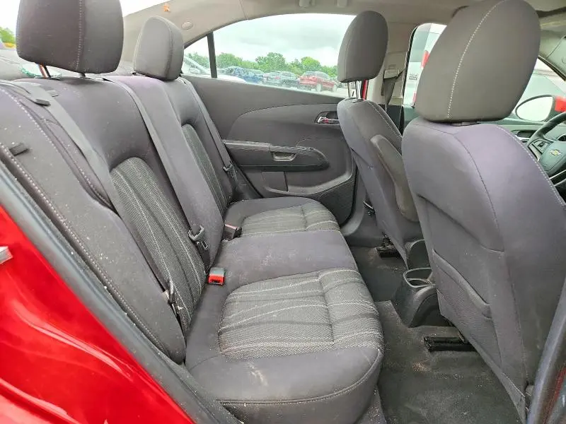 2015 CHEVROLET SONIC LT  