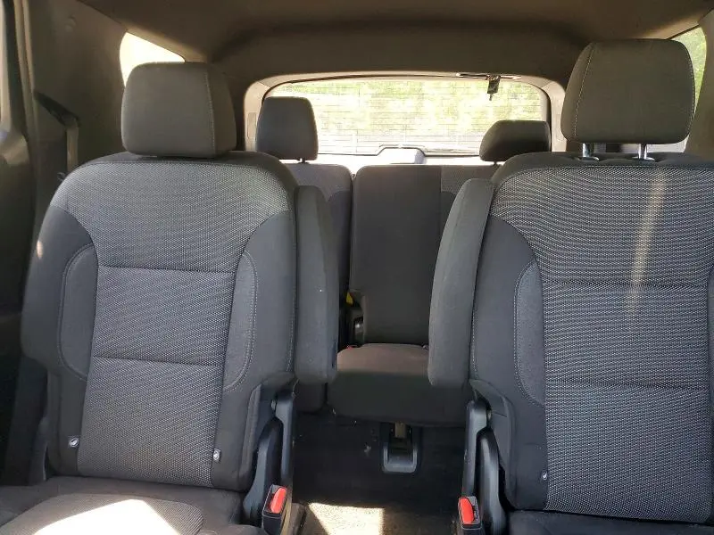 2023 CHEVROLET TRAVERSE LT  