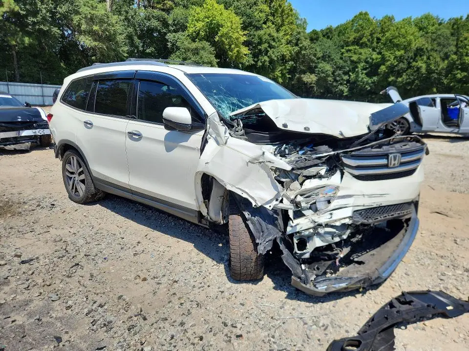 2017 HONDA PILOT TOURING  