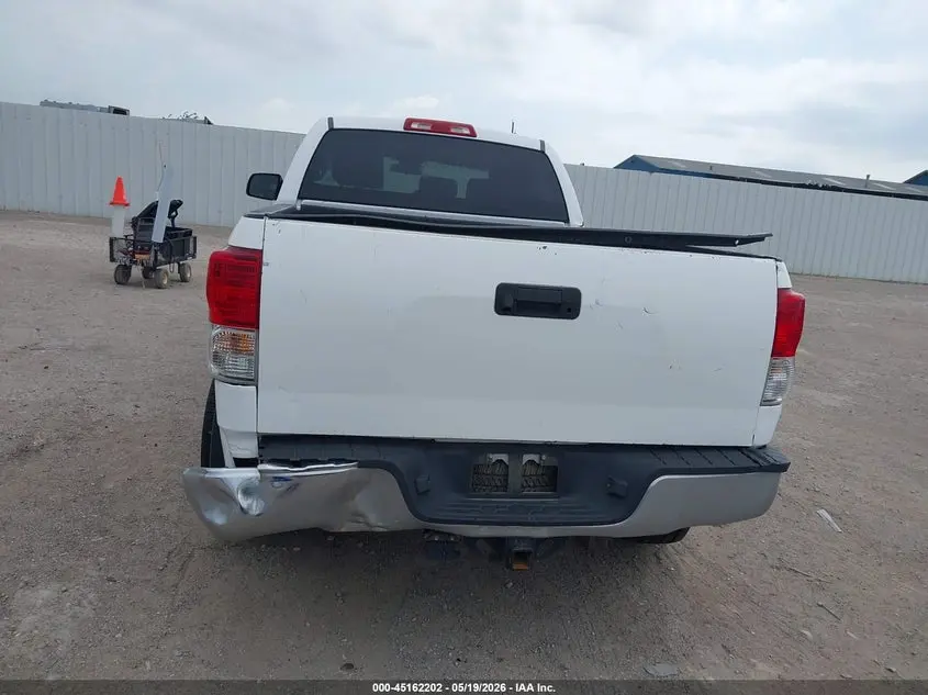 2010 TOYOTA TUNDRA GRADE 5.7L V8