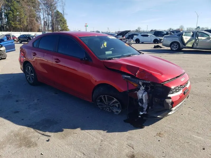 2024 KIA FORTE LX  