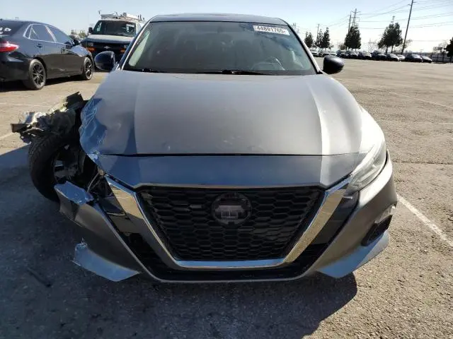 2019 NISSAN ALTIMA SR  