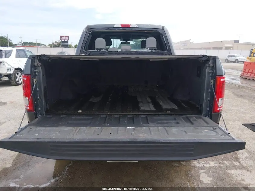 2015 FORD F-150 XLT