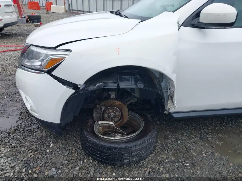 2014 NISSAN PATHFINDER SV
