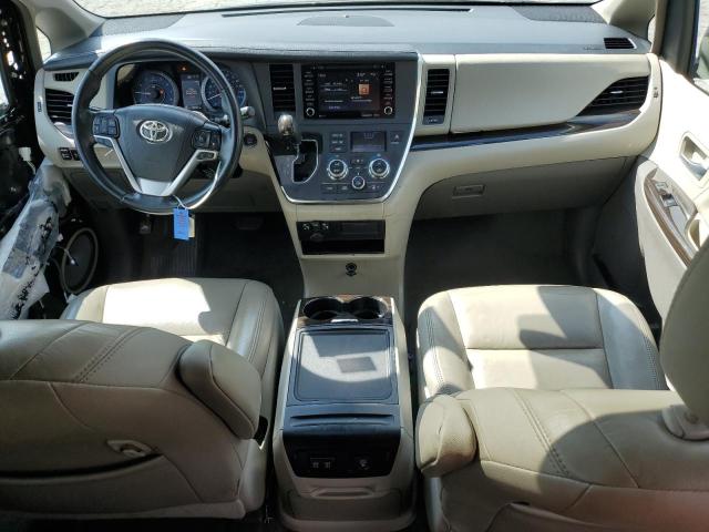 2019 TOYOTA SIENNA XLE