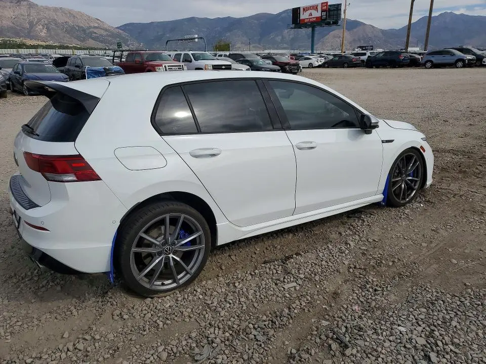 2024 VOLKSWAGEN GOLF R   