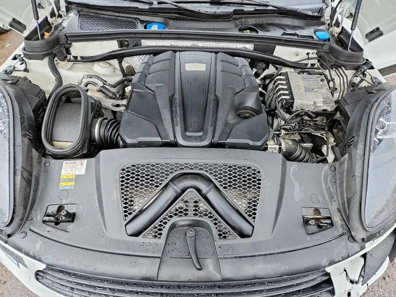 2021 PORSCHE MACAN S  
