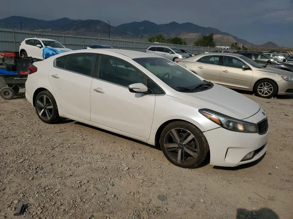 2017 KIA FORTE   