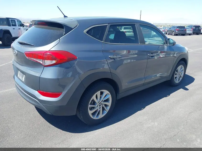 2018 HYUNDAI TUCSON SE