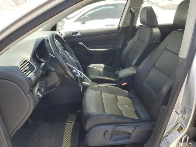 2013 VOLKSWAGEN JETTA TDI  