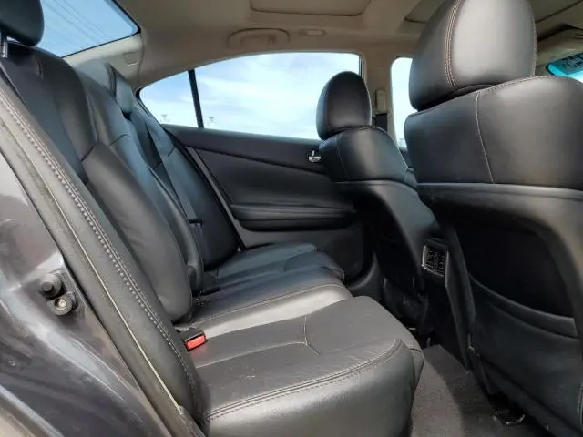 2012 NISSAN MAXIMA S  