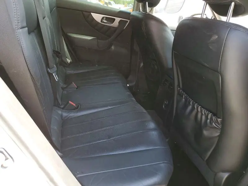 2017 INFINITI QX70 BASE  