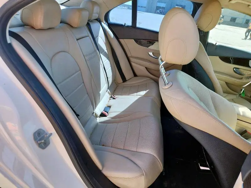 2015 MERCEDES-BENZ C 300  