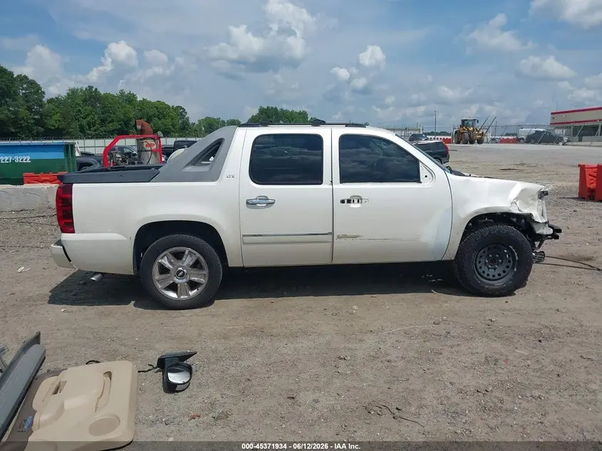 2010 CHEVROLET AVALANCHE 1500 LTZ