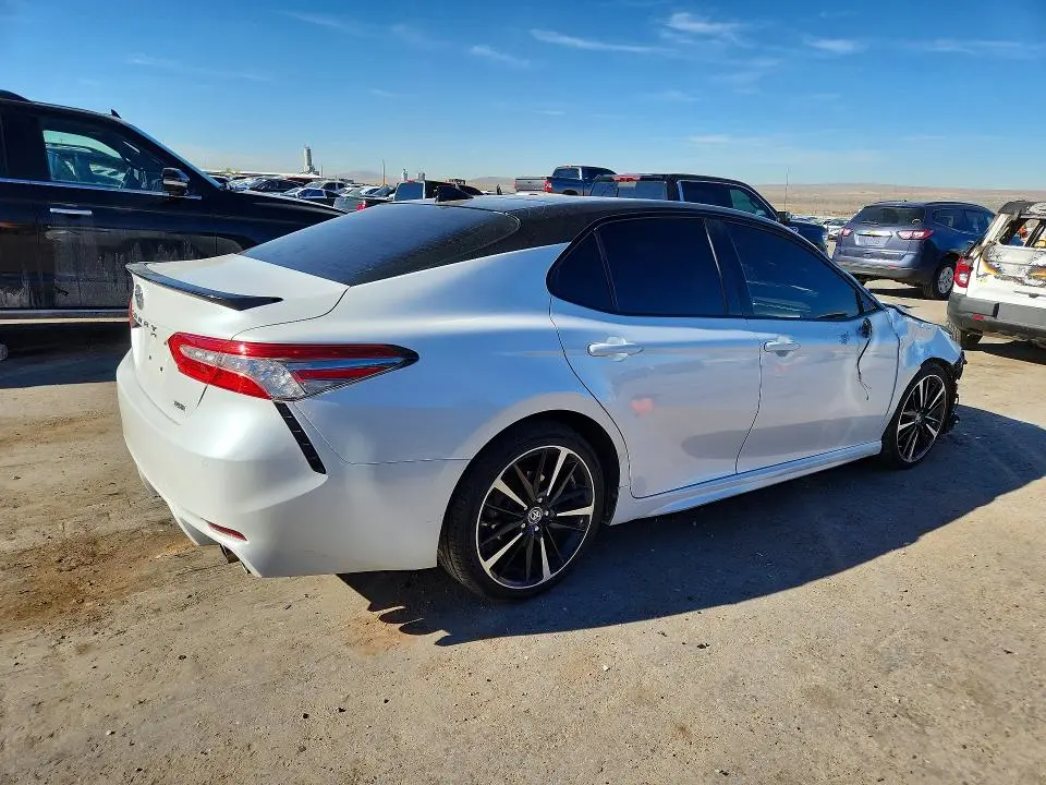 2019 TOYOTA CAMRY XSE V6  