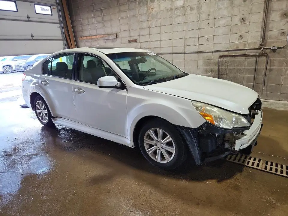 2010 SUBARU LEGACY 2.5I PREMIUM  