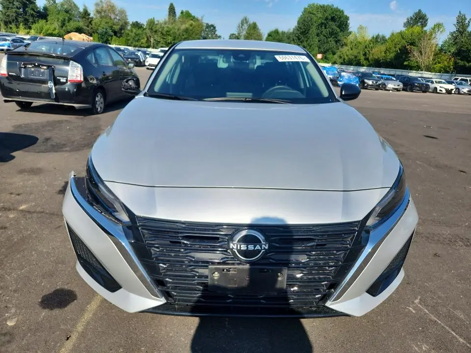 2024 NISSAN ALTIMA S  