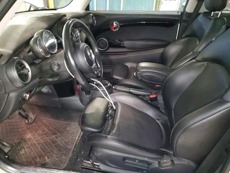 2015 MINI COOPER S  