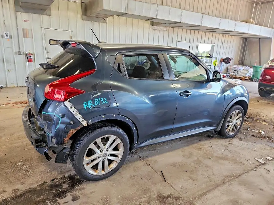 2013 NISSAN JUKE S  