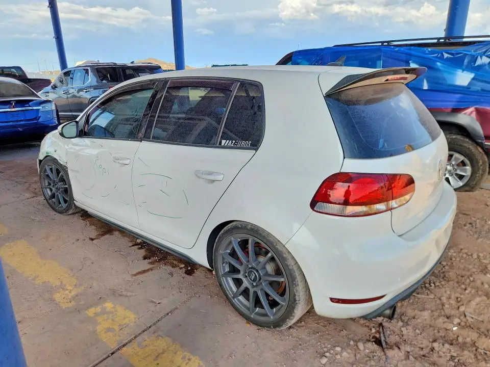 2012 VOLKSWAGEN GTI   