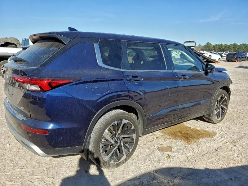 2023 MITSUBISHI OUTLANDER SE  