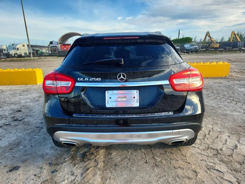 2016 MERCEDES-BENZ GLA 250  