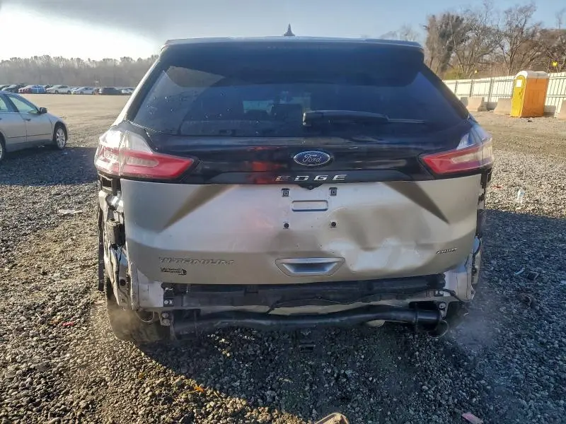 2022 FORD EDGE TITANIUM  