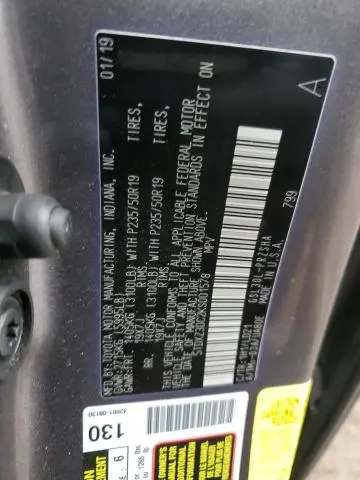 2019 TOYOTA SIENNA SE  