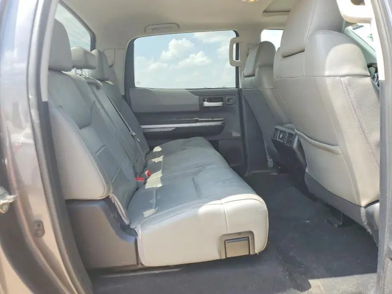 2014 TOYOTA TUNDRA CREWMAX LIMITED  