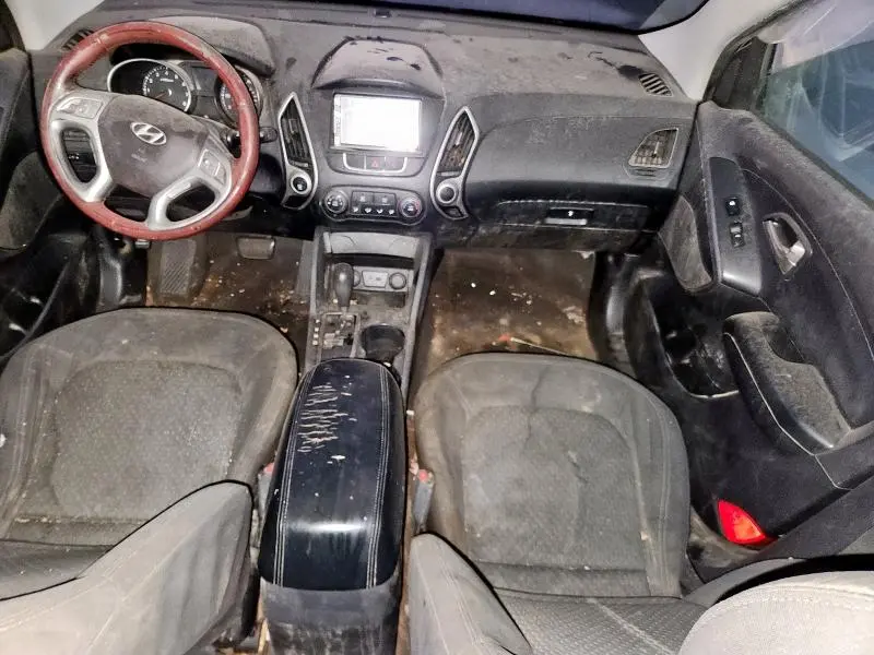 2010 HYUNDAI TUCSON GLS  