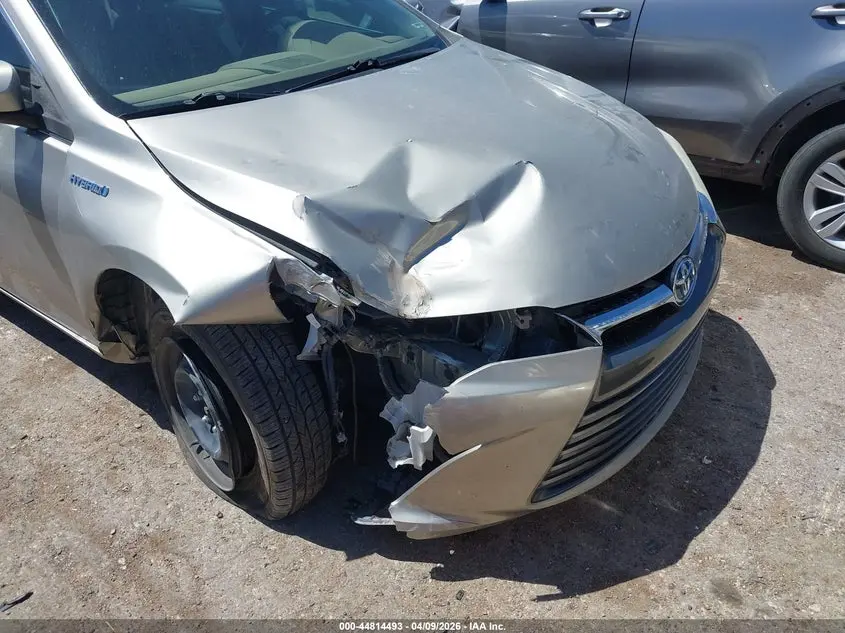 2015 TOYOTA CAMRY HYBRID LE