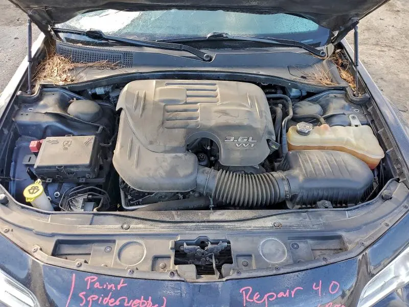 2016 CHRYSLER 300 LIMITED  